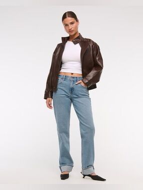 Abercrombie & Fitch Curve Love Mid Rise 90s Straight Cuffed Hem Jean size 25